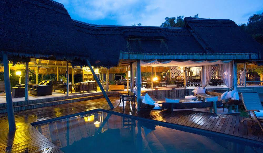 Selinda Camp Hotell Selinda Reserve Exteriör bild
